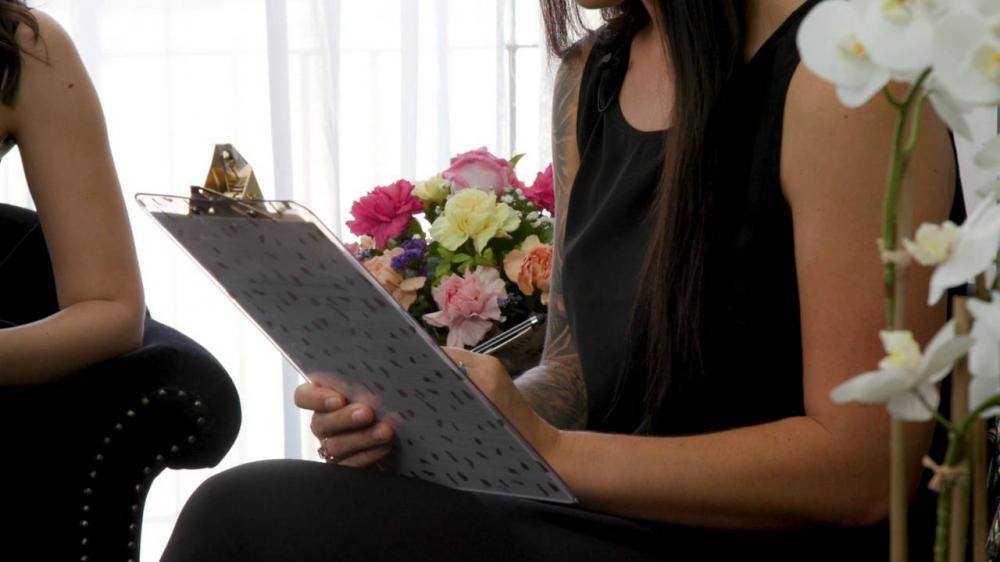 Is Your Lash Salon Really a Business? (Or just a hobby?)