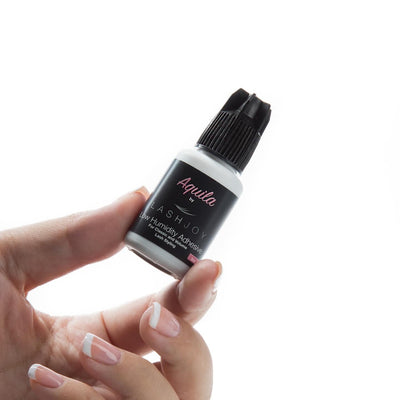 Aquila Low Humidity Lash Adhesive