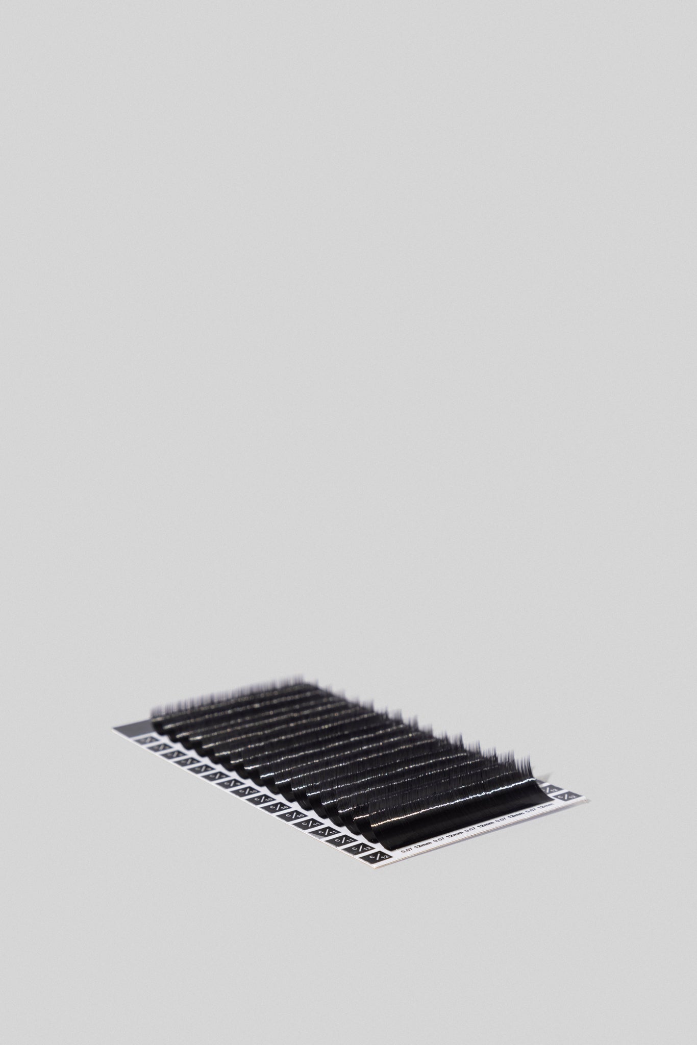 Single Size Ultra Soft Flat Lash Trays