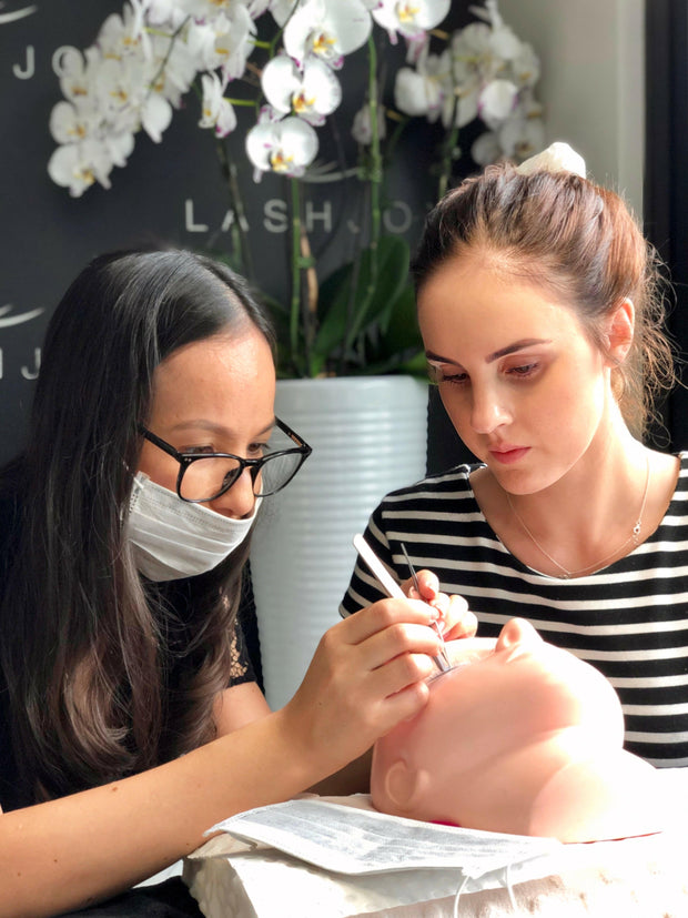 Lash Stylist Mentorship Course Bundle