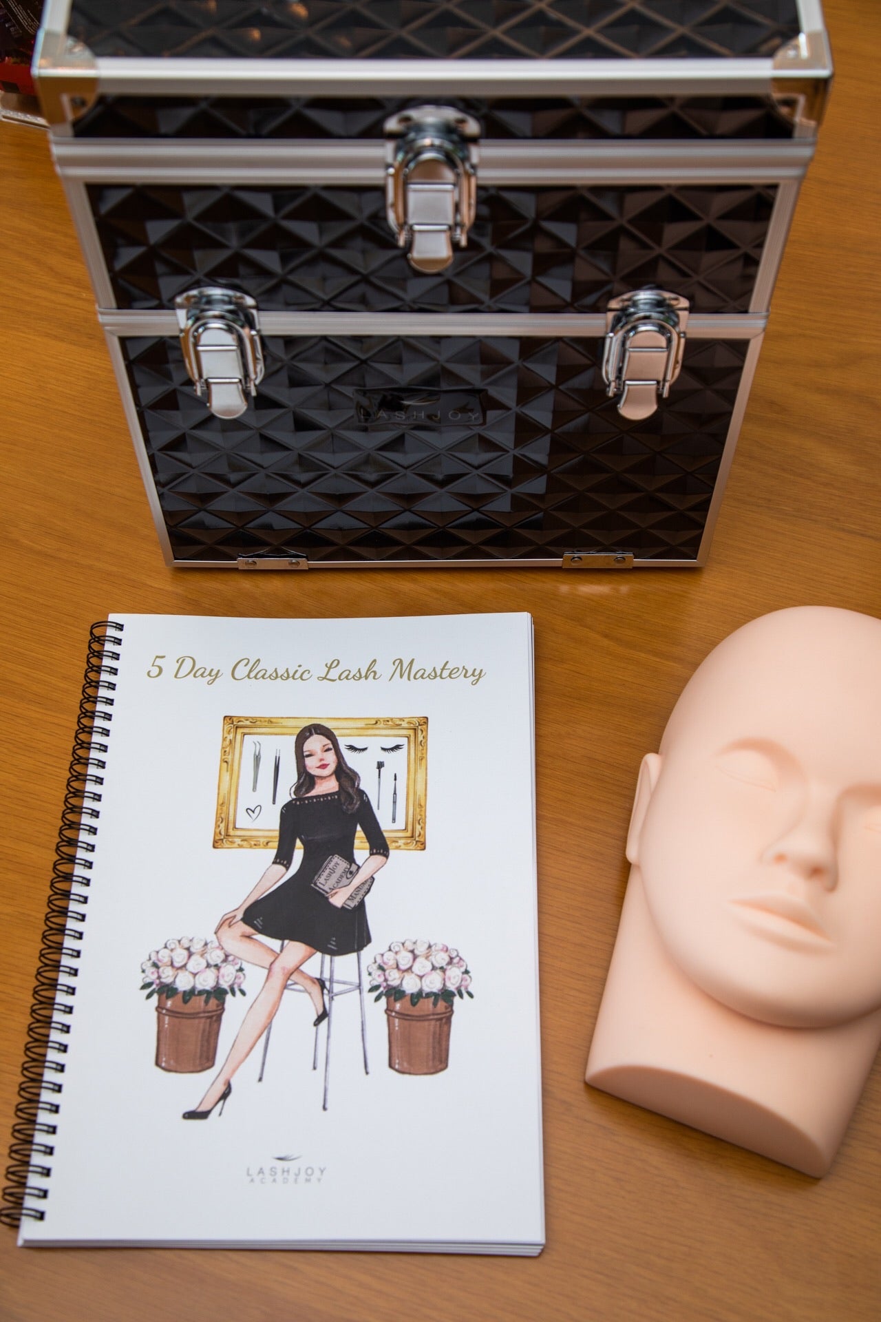 6 Day Beginner Lash Artist Course  | Brisbane LashJoy.